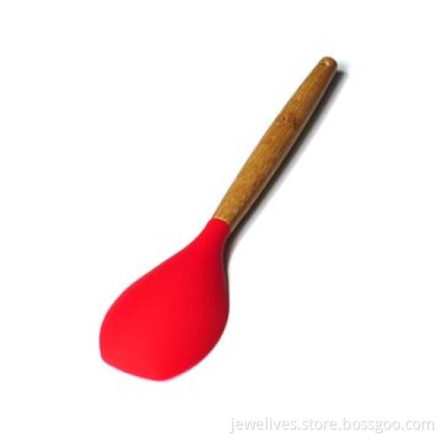 Kitchenware with High-temperature Resistance, Made of Silicone + Wooden